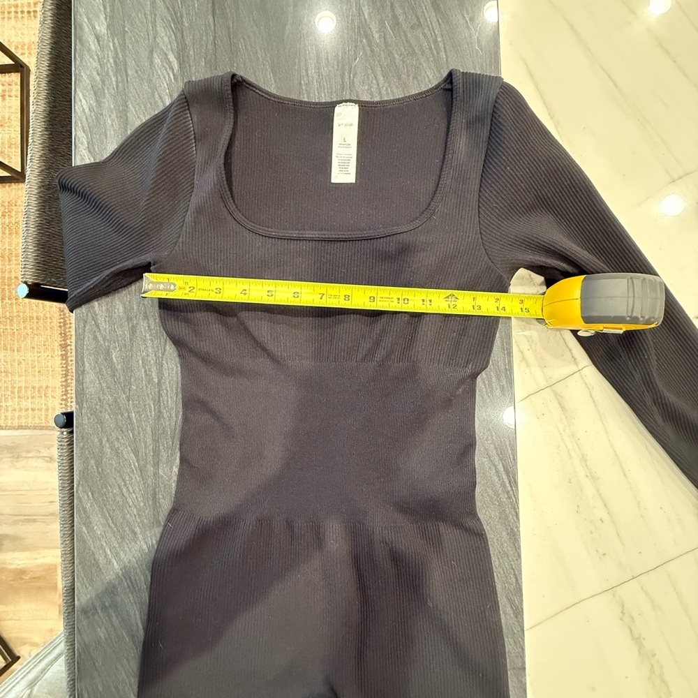 Black Yoga Jumpsuit - Picture 5 of 7